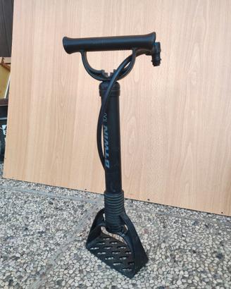 pompa bicicletta decathlon 