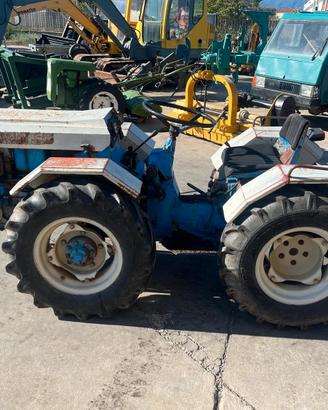 Trattore Valpadana 33 cv sterzante
