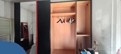 Armadio  con ante scorrevoli