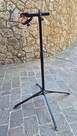 cavalletto per manutenzione bici