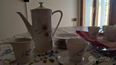 Set tre pezzi: caffettiera, bricco, zuccheriera