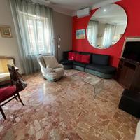 Ampia metratura a due passi dal mare