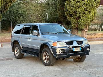 Mitsubishi Pajero sport 4x4 /2005/3700€