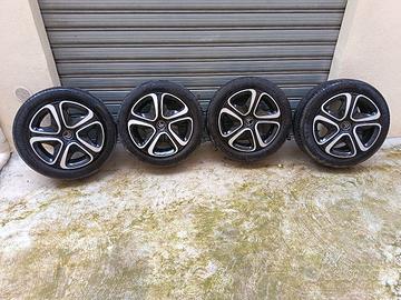 Pneumatici 205 55 R16 Cerchi Citroen Peugeot NUOVI