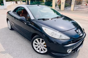PEUGEOT 207 1.6 VTi 120CV CC Féline