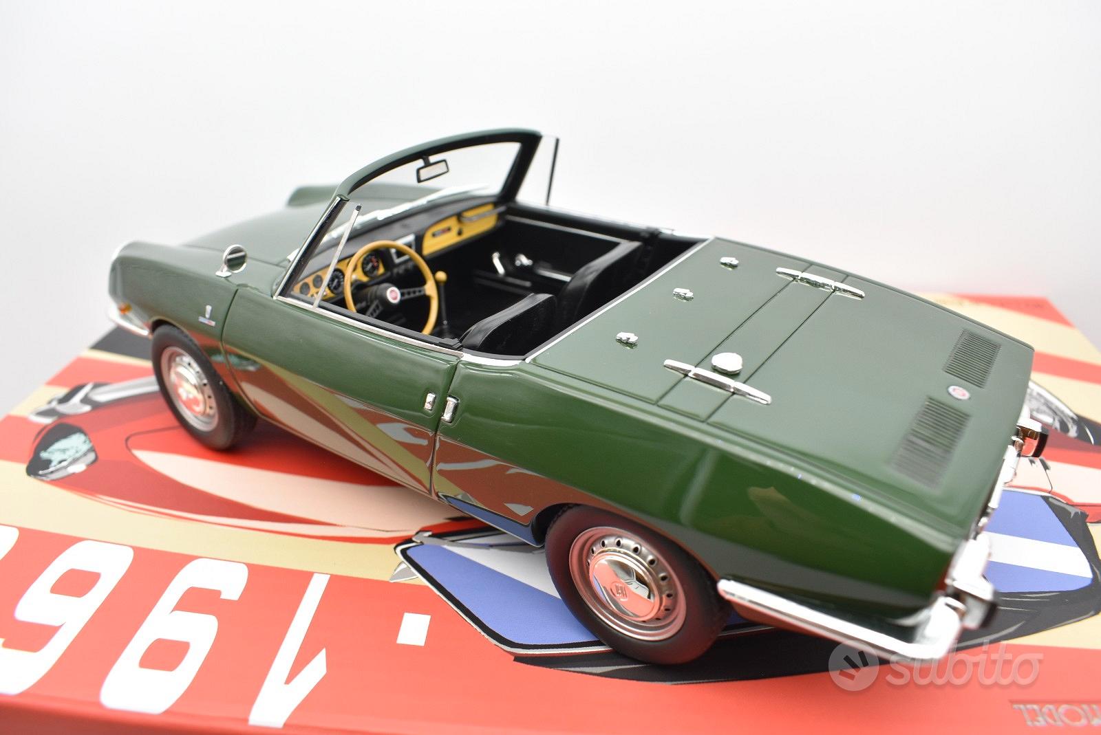 Modellino auto Fiat 850 scala 1:18 Laudoracing modellismo statico