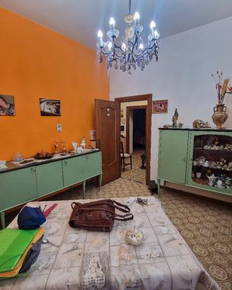 mobile a buffet e credenza anni 50  + divano