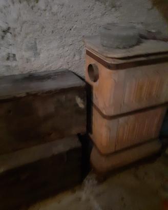 Stufa  a legna in terracotta 