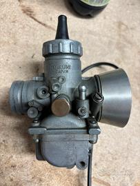 Carburatore mikuni 28