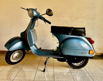 Piaggio Vespa P200E
