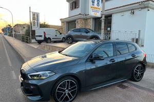 Bmw 118 118d 5p. Msport