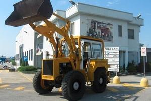 MACCHINA OPERATRICE RUSPA BENATI NOD. UNIVERSAL 20