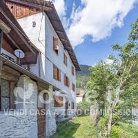Casa indipendente via Pais, 12, 32041, Auronzo di