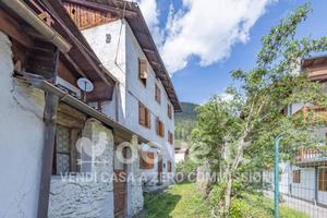 Casa indipendente via Pais, 12, 32041, Auronzo di