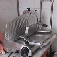 Affettatrice usata, in buono stato