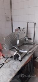 Affettatrice usata, in buono stato