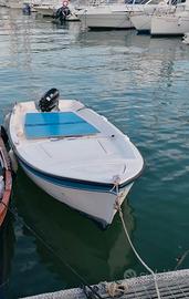 barca Hellas 9,9 cv