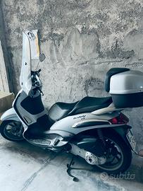 Beverly 250
