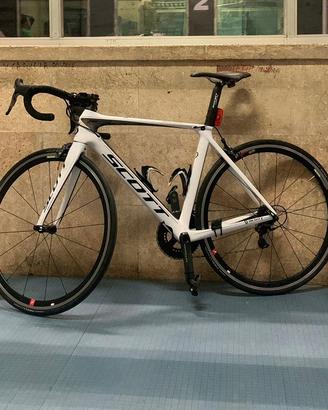 Scott Foil in carbonio, bici da corsa