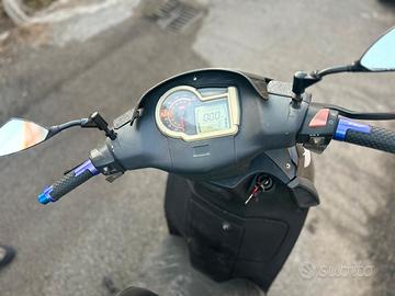 Aprilia Sportcity 200 - 2004