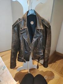 Chiodo in pelle produzione artigianale