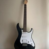 Chitarra elettrica Yamaha eg112c