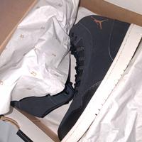 NIKE JORDAN EXECUTIVE NERE LOGO ORO N 45