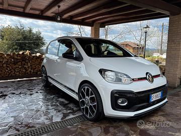 Volkswagen up gti