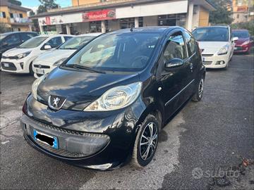 Peugeot 107 1.0 68CV 5p. Plaisir
