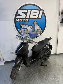 Piaggio Carnaby 300