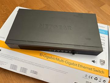 NETGEAR XS505M Switch 10G Multi-Gig 5 porte