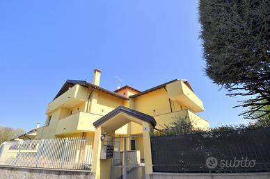 Appartamento Inveruno [Cod. rif 3228993VRG]