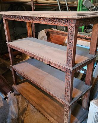 Libreria antica in legno
