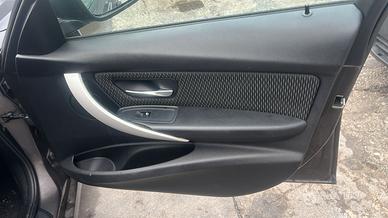 Alzavetro Anteriore dx BMW 320 F30 berlina 2016
