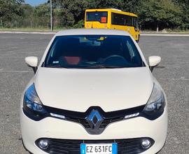 RENAULT Clio 4ª serie - 2015