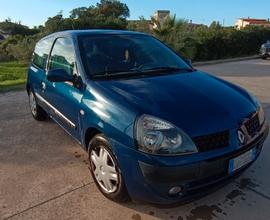 RENAULT Clio 2ª serie - 2004