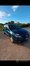 RENAULT Clio 2ª serie - 2004