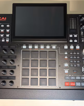 AKAI MPC X Standalone Music Production Center