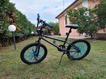 bici BMX wipe