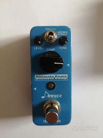 Effetti per chitarra singolarmente o in blocco