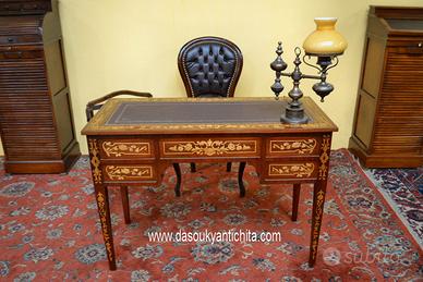 Scrittoio stile Luigi XVI intarsiato cm. 110