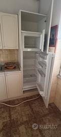 Cucina e tavolo 