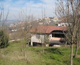 Villa panoramica con terreno