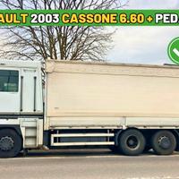 Camion centinato Renault Magnum 440
