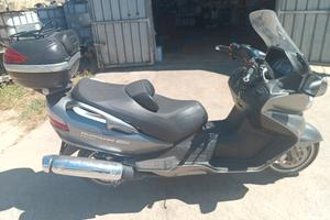Suzuki Burgman 650