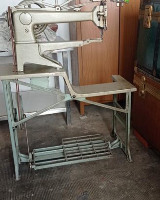 Macchina da cucire Necchi 551-100 vintage