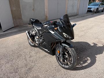 HONDA CBR500R 2024