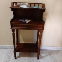 Mobiletto svuotatasca in legno