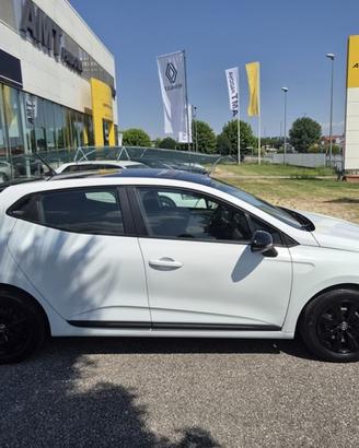 RENAULT Clio TCe 100 CV GPL 5 porte Black Line