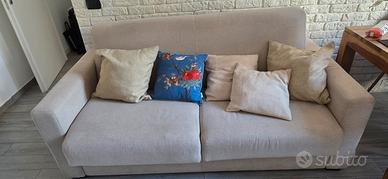 Divano letto 3 posti beige  con materasso incluso